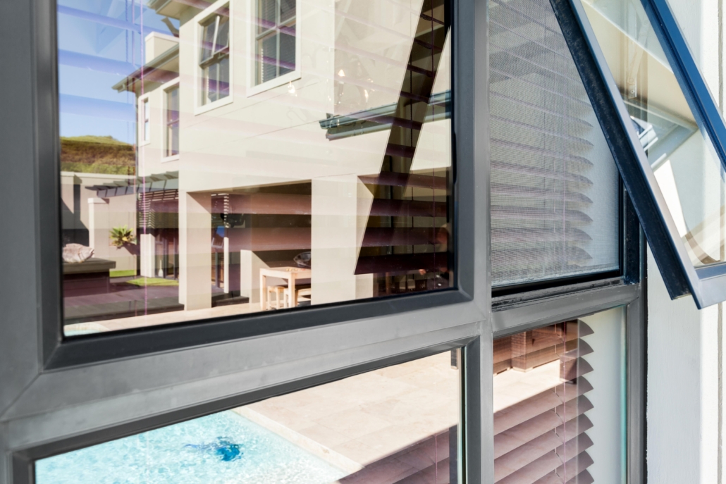 Sash-Type Insect Screens: Benefits, Types & FAQs Sash-Type Screens