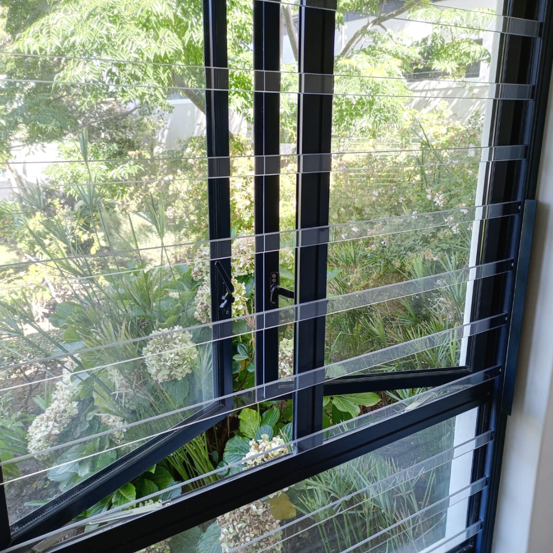 Clear Armed Bars for Security